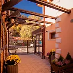 Pensjonat Boutique Arnica 4*