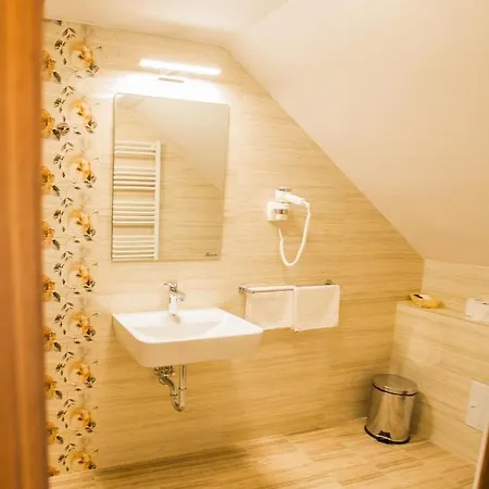 Pensjonat Boutique Arnica 4*