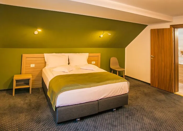 Boutique Arnica 4* Brasov