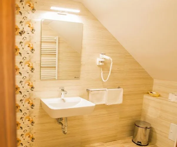 招待所 Boutique Arnica 4*