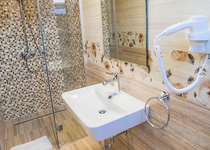 Boutique Arnica 4* Brasov