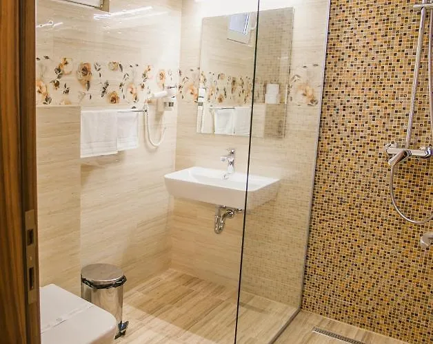 Boutique Arnica 4* Brasov